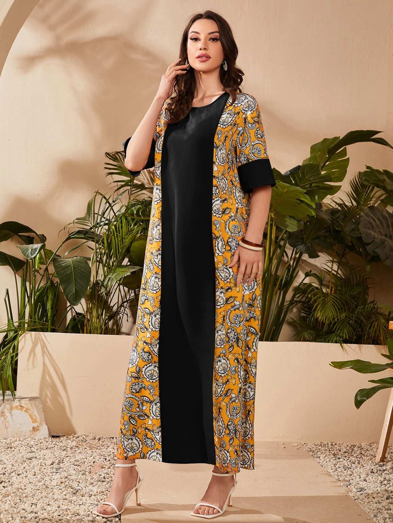 Al Najma Paisley Print Flounce Sleeve Kaftan, Modest Arabian Dress